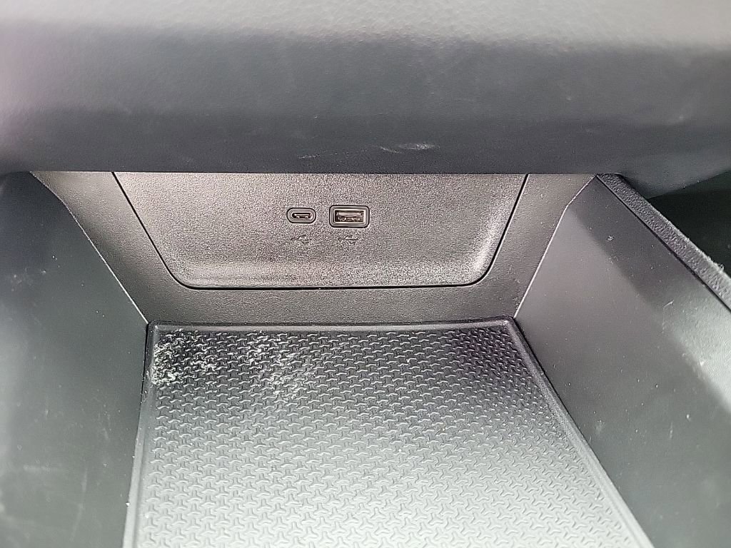 Used 2025 Chevrolet Equinox RS w/ Convenience Package III FWD image 19