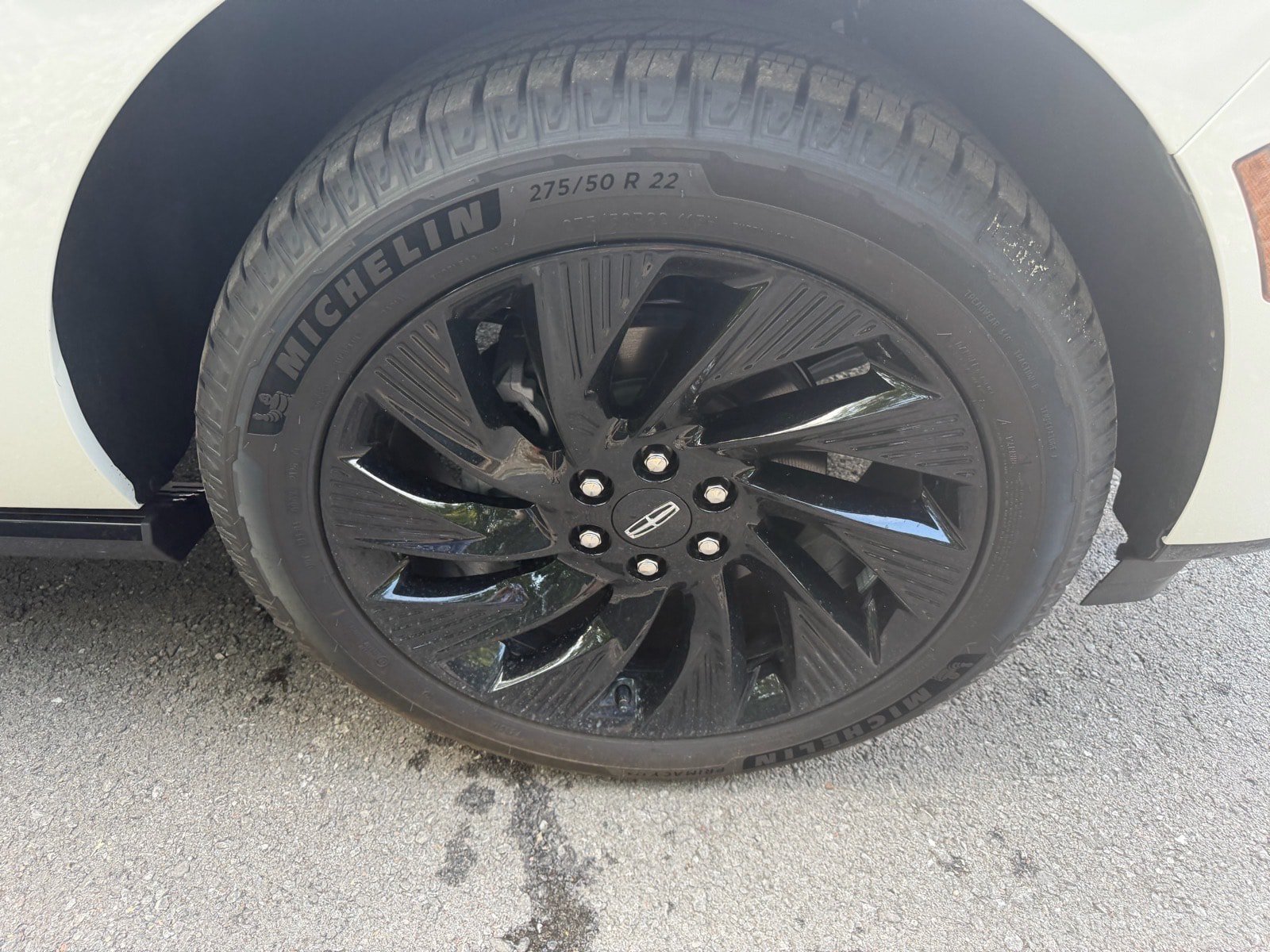 New 2027 Lincoln Navigator Reserve w/ Jet Appearance Package AWD/4WD image 9