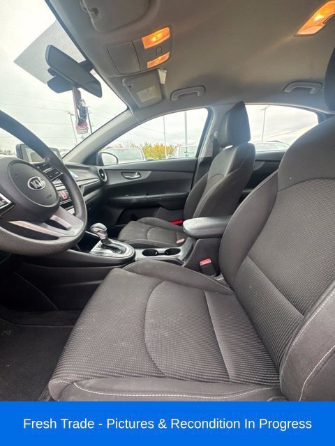 Used 2019 Kia Forte LXS FWD image 11