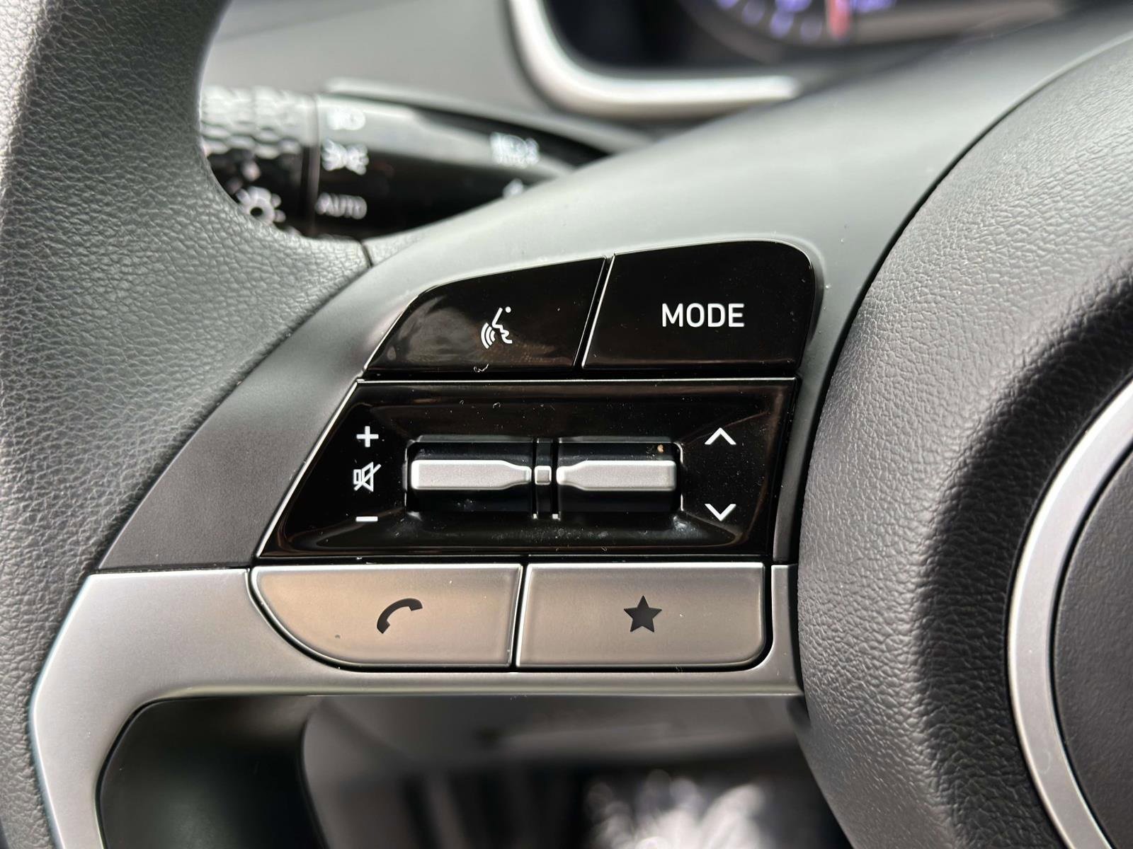 Used 2023 Hyundai Tucson SE image 14