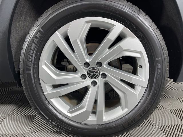 Used 2023 Volkswagen Atlas SE image 13