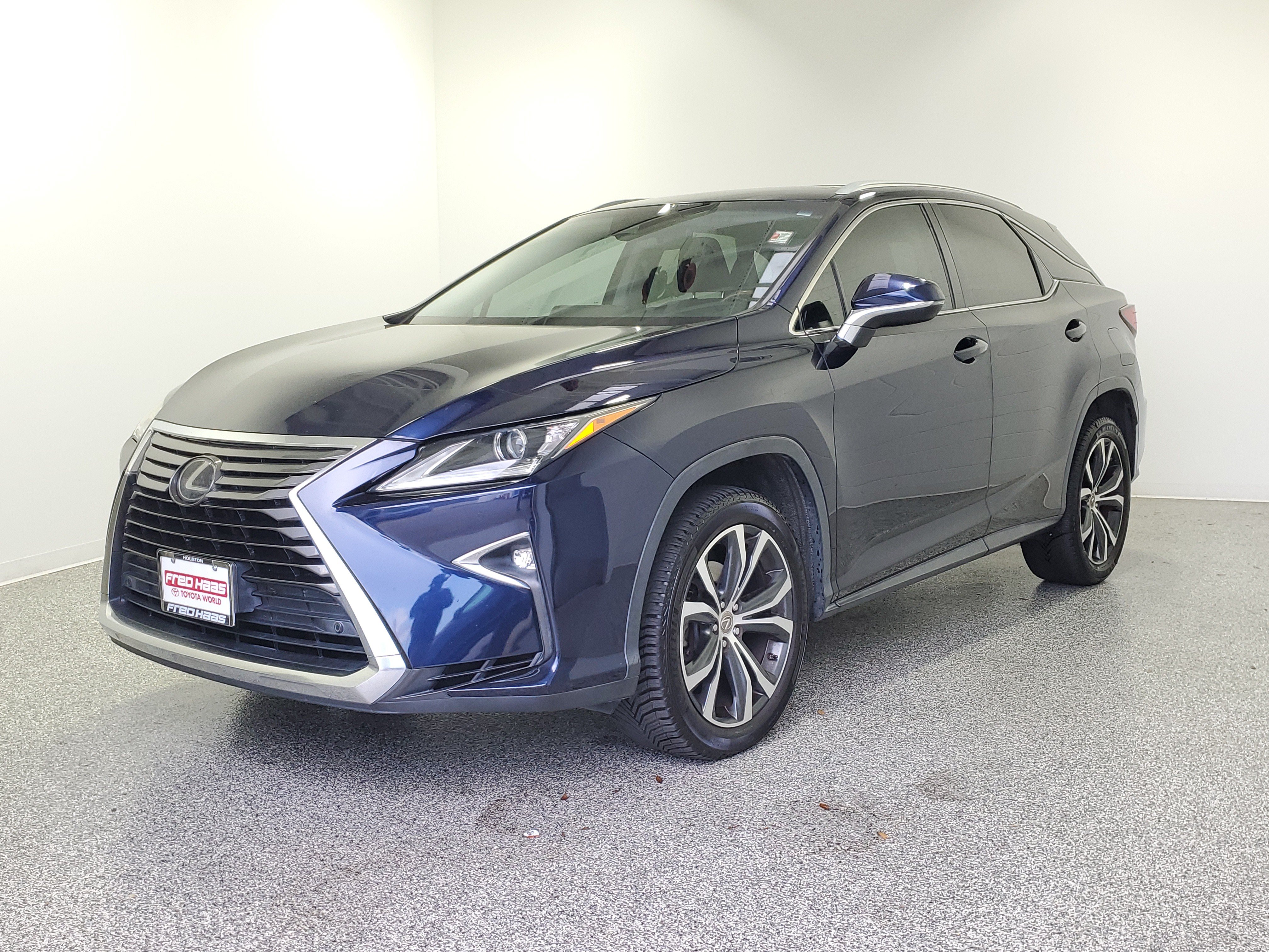 Used 2017 Lexus RX 350 FWD w/ Premium Package image 2