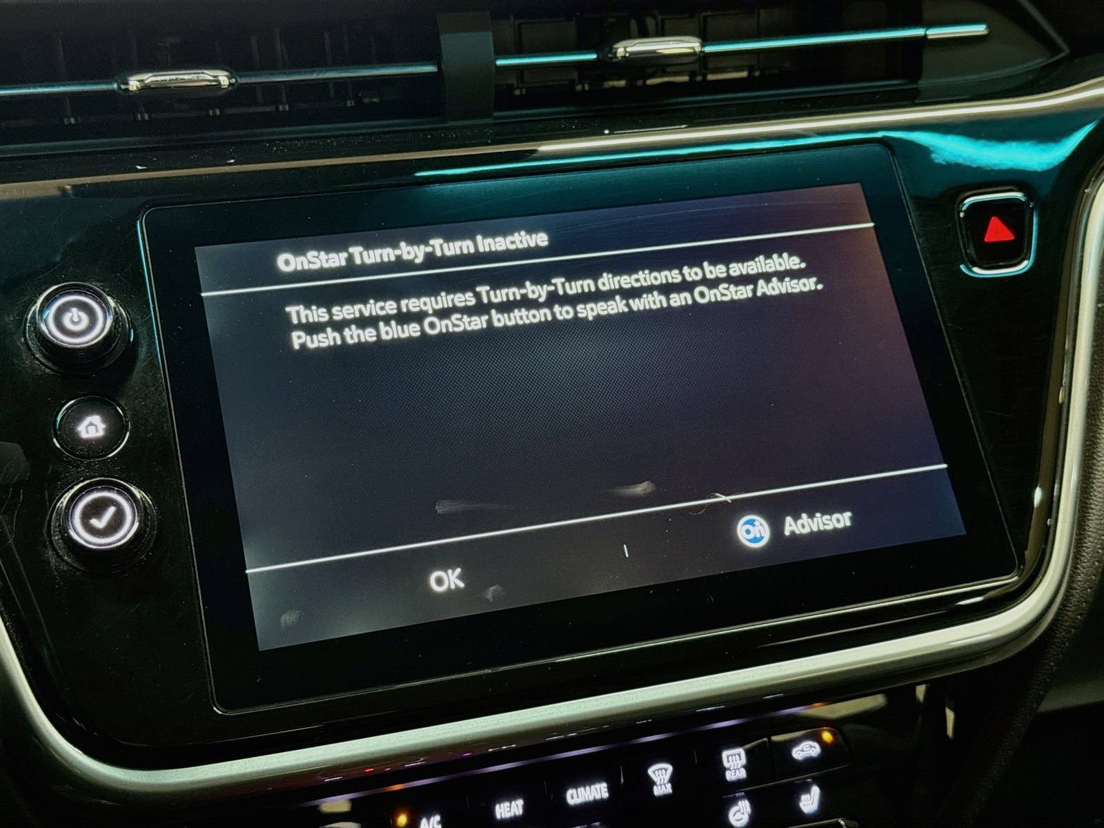 Used 2023 Chevrolet Bolt LT w/ Infotainment Package FWD image 16