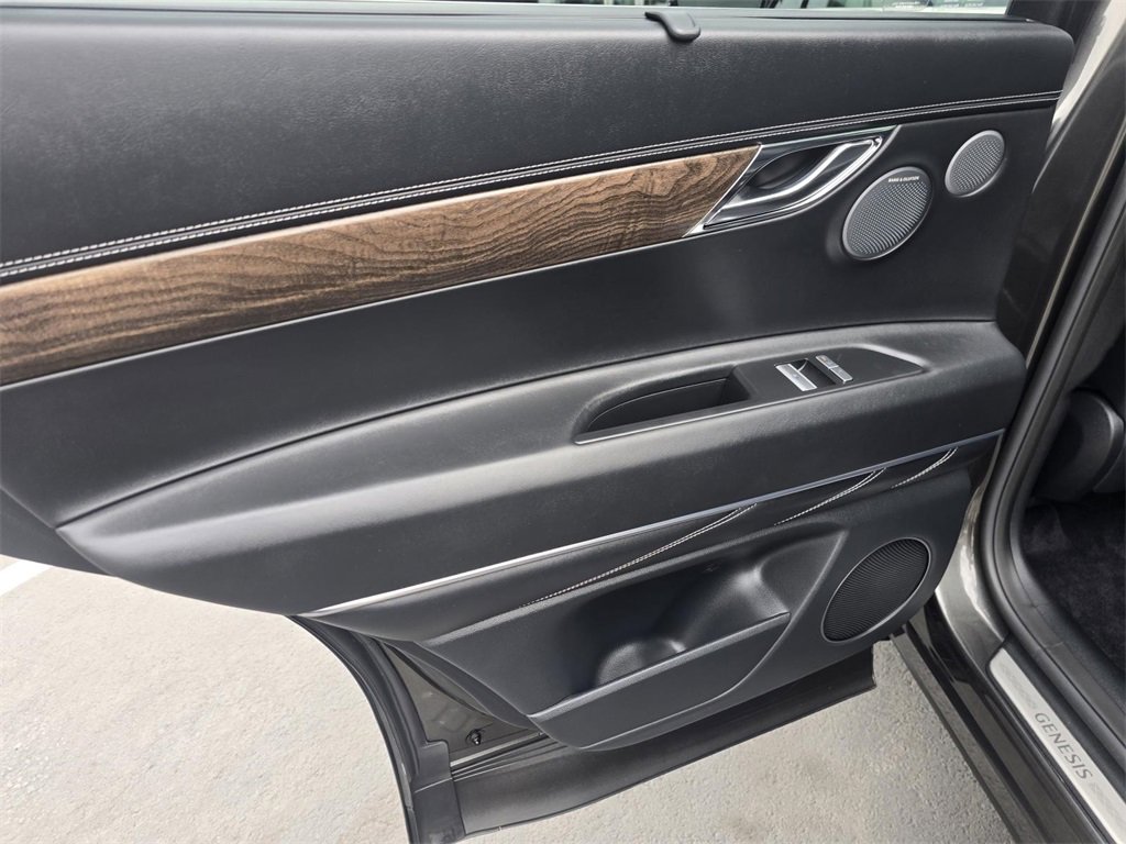 Used 2025 Genesis GV80 2.5T Advanced image 24