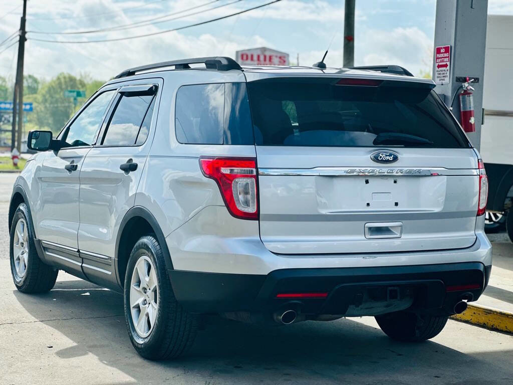 Used 2012 Ford Explorer FWD w/ Class III Trailer Tow Pkg image 8