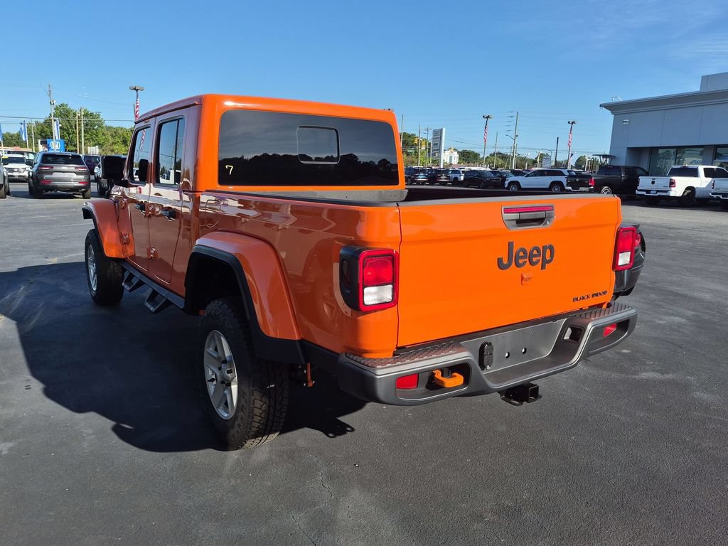 Used 2025 Jeep Gladiator Sport w/ Premium Package AWD/4WD image 3