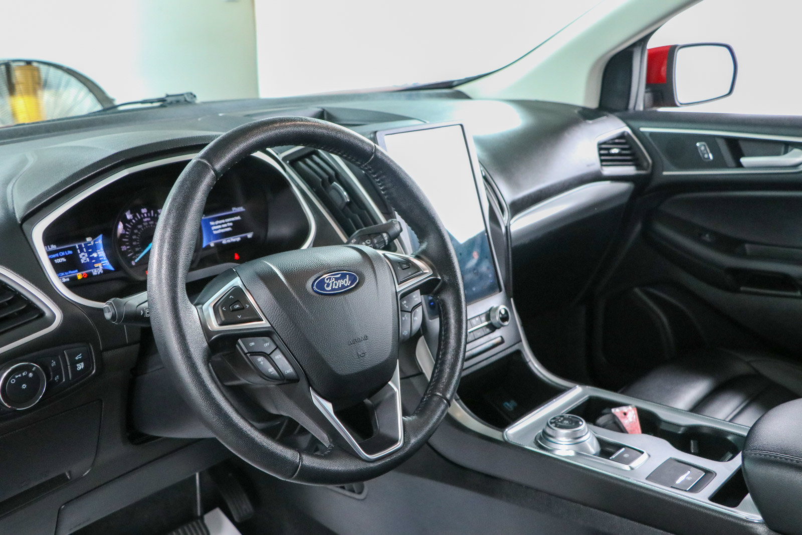 Used 2021 Ford Edge SEL w/ Convenience Package FWD image 23