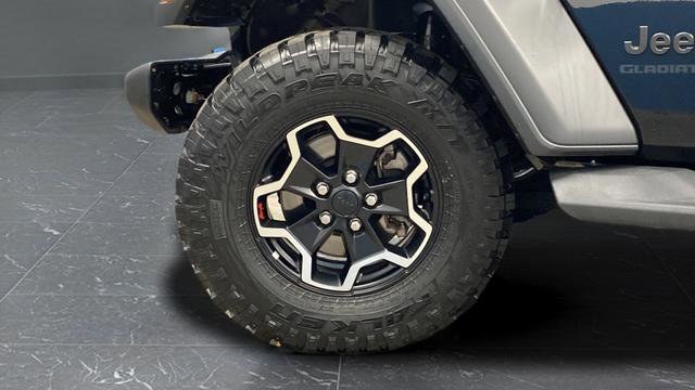 Used 2020 Jeep Gladiator Sport w/ Quick Order Package 24S AWD/4WD image 36