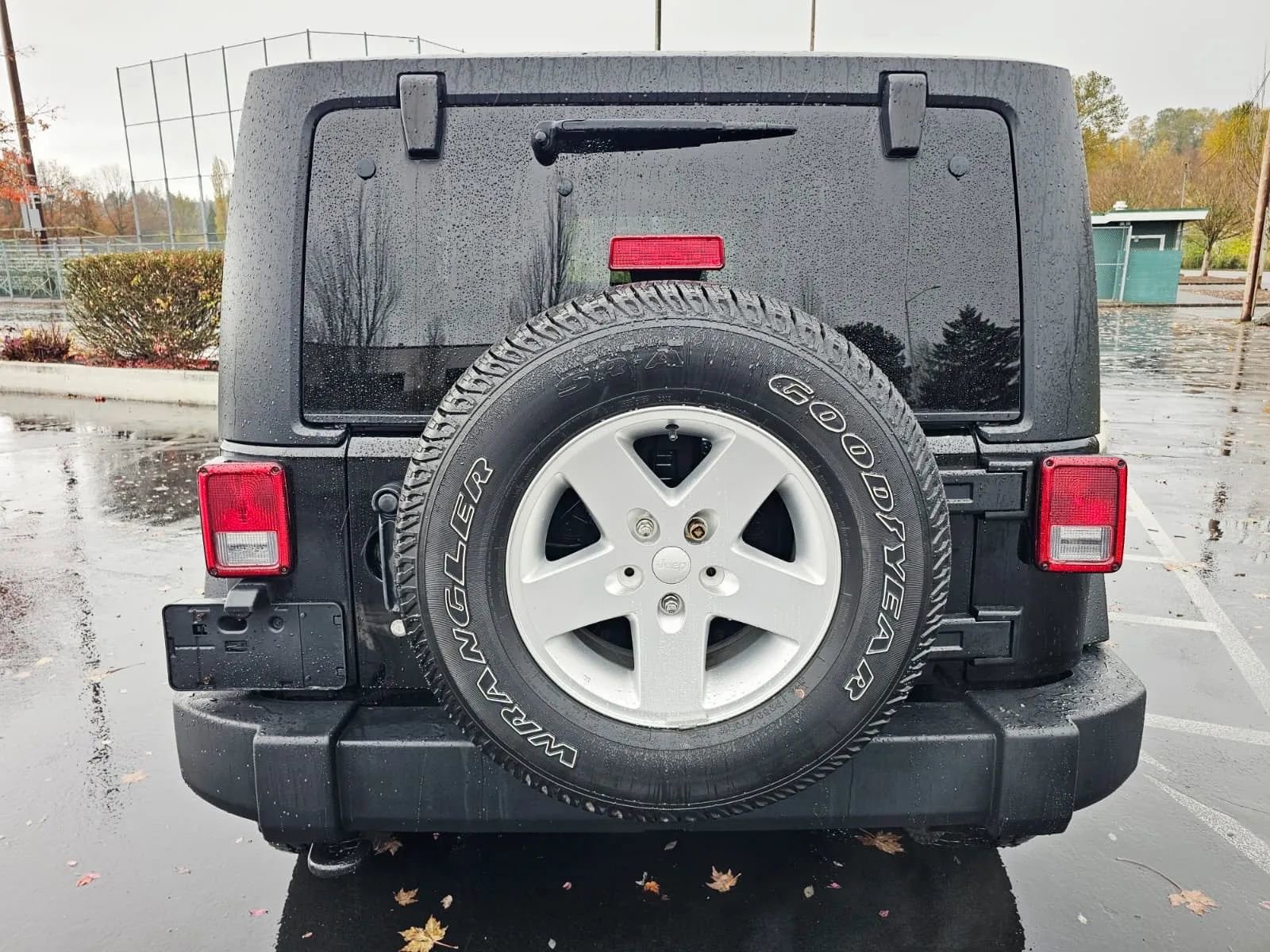 Used 2012 Jeep Wrangler Sport AWD/4WD image 4