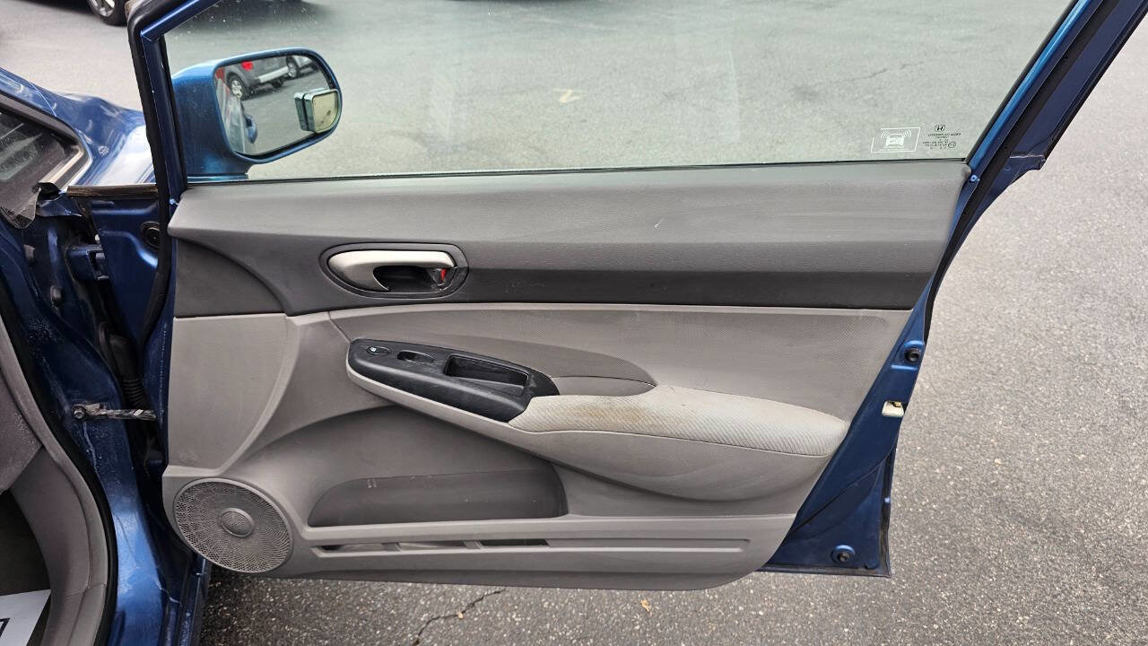 Used 2010 Honda Civic LX image 25