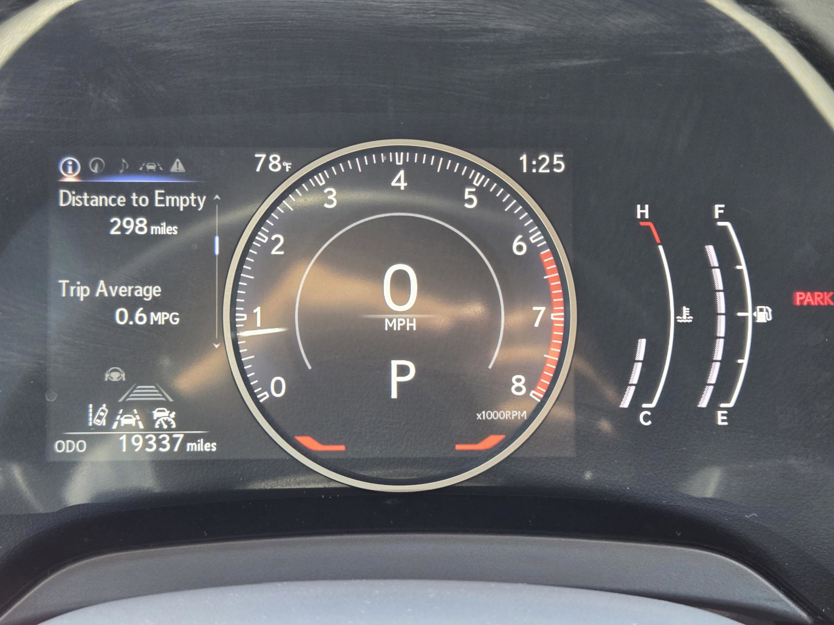 Used 2024 Lexus RX 350 Premium w/ Accessory Package (Z1) FWD image 11