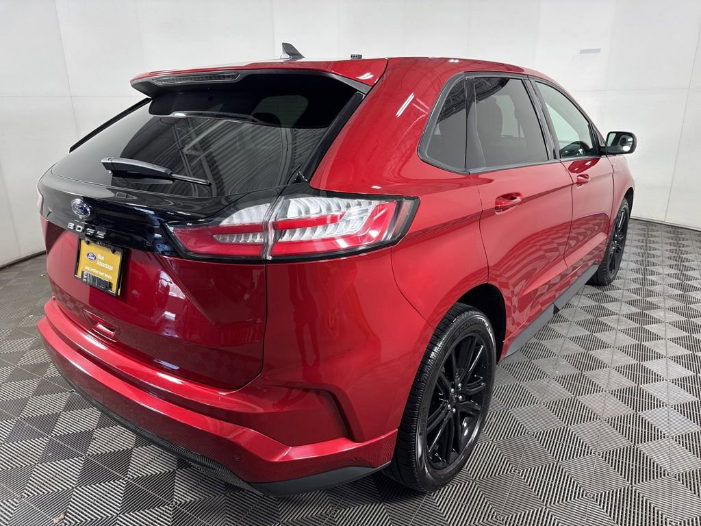 Used 2023 Ford Edge ST-Line AWD/4WD image 12