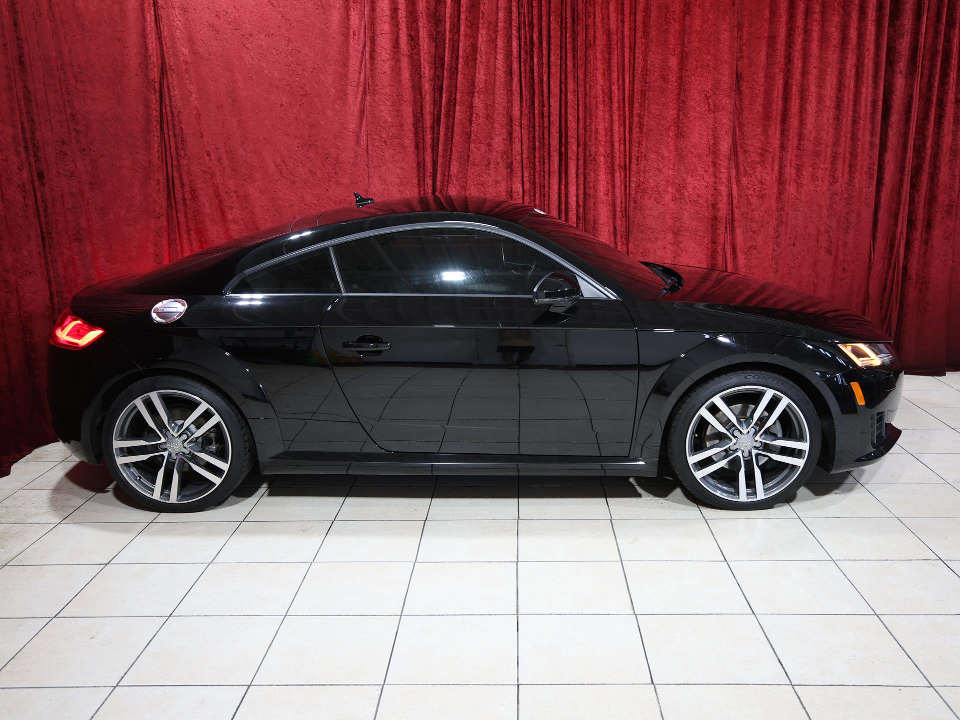 Used 2017 Audi TT 2.0T image 8