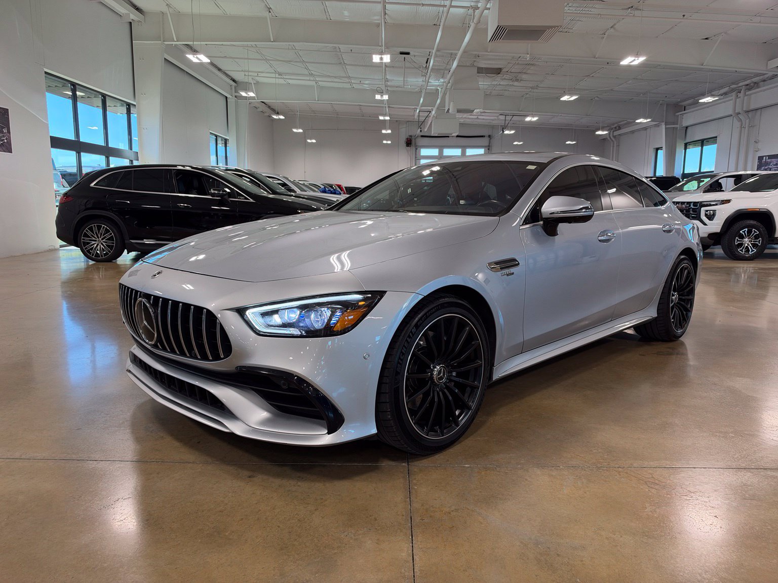 Used 2021 Mercedes-Benz AMG GT 43 image 3