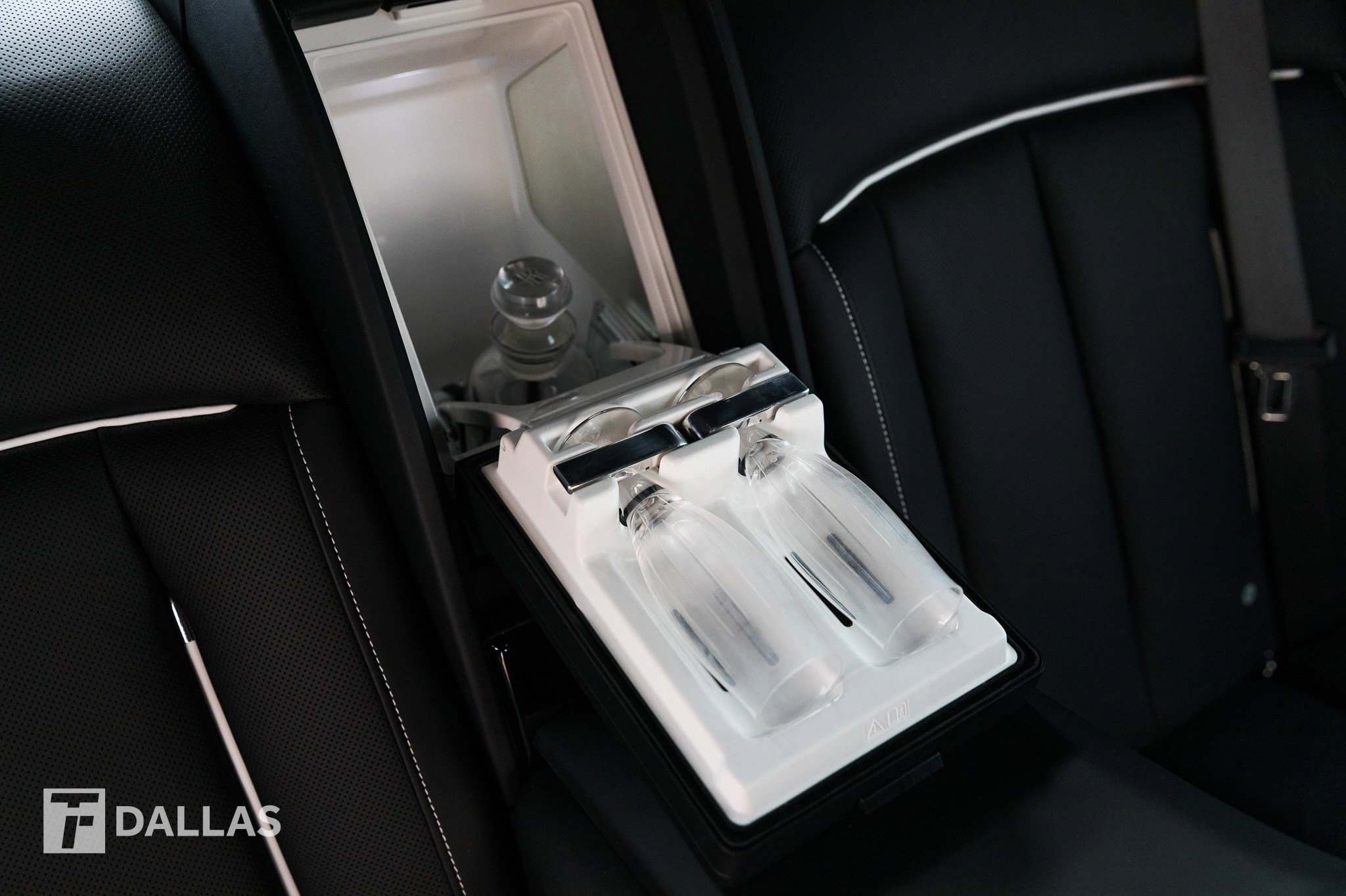 Used 2023 Rolls-Royce Phantom Sedan w/ The Phantom Package image 47