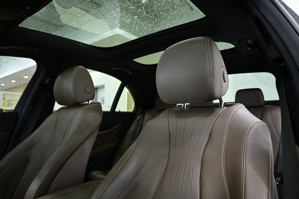 Certified 2022 Mercedes-Benz E 350 4MATIC Sedan image 20