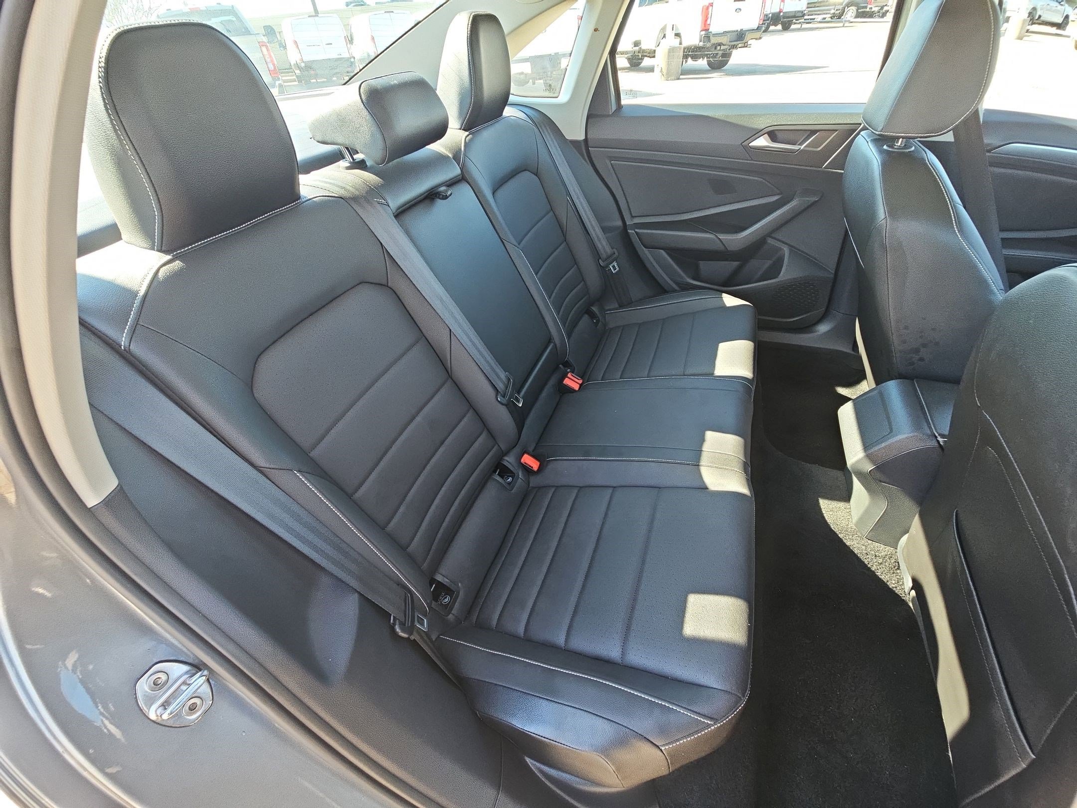 Used 2024 Volkswagen Jetta SE image 30