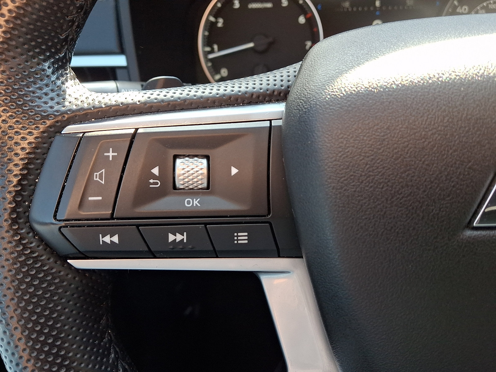 Used 2022 Mitsubishi Outlander SE AWD/4WD image 21