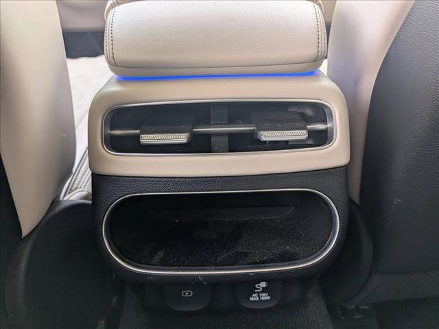 Used 2022 Genesis GV70 3.5T Sport w/ Sport Advanced Package image 18