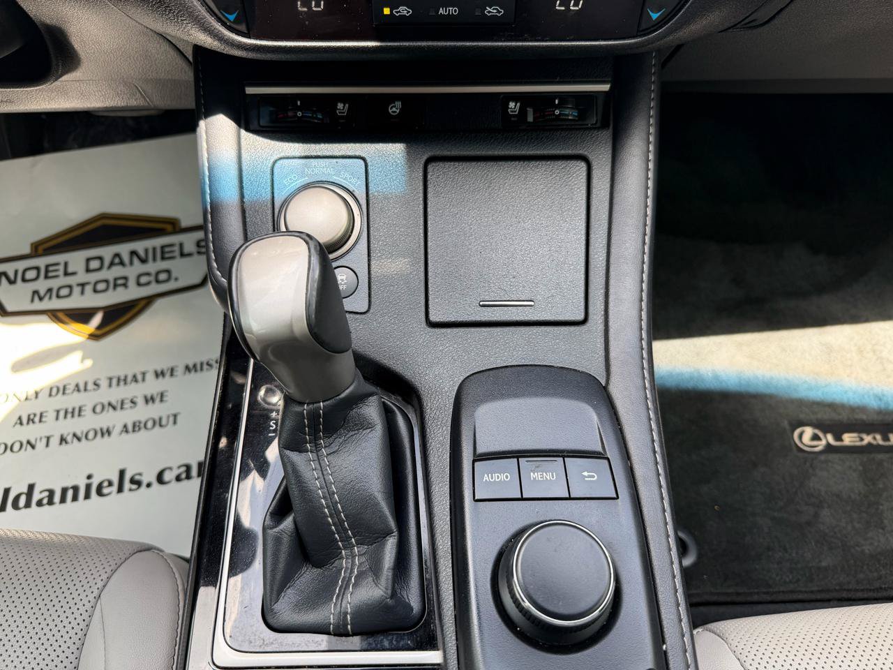 Used 2017 Lexus ES 350 w/ Premium Package FWD image 26