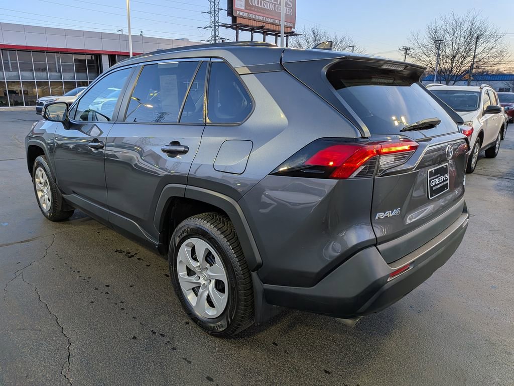 Used 2019 Toyota RAV4 LE w/ All Weather Liner Package image 5