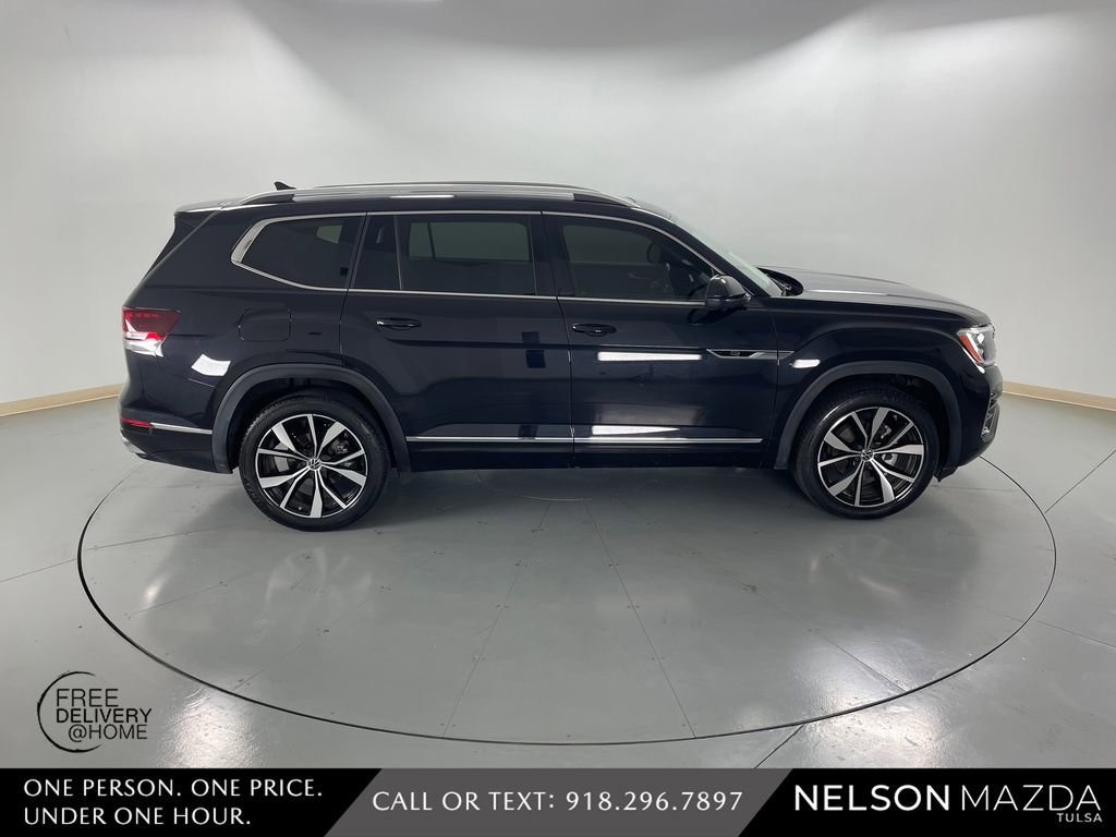 Used 2024 Volkswagen Atlas SEL Premium R-Line image 5