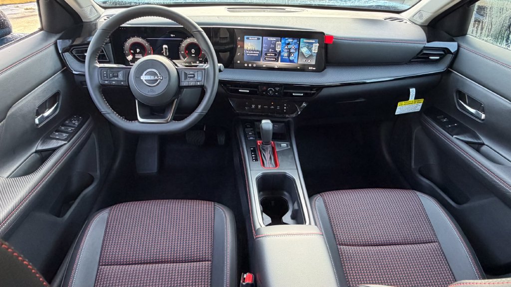 New 2026 Nissan Kicks SR FWD image 15