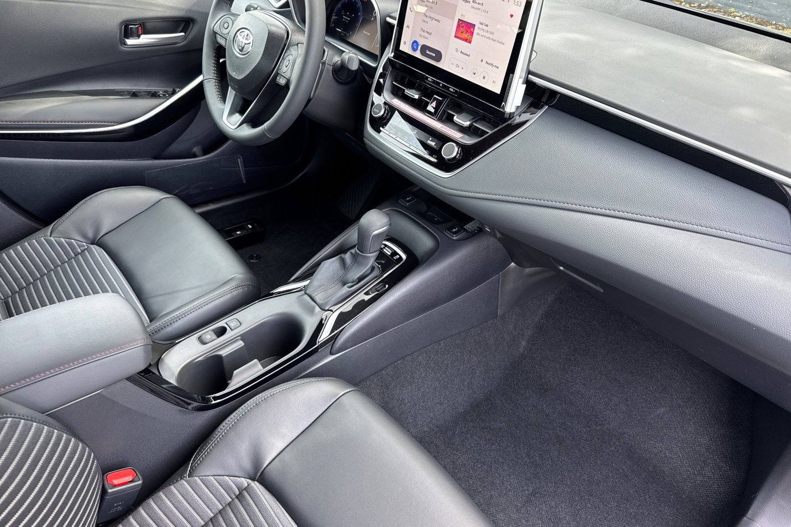 New 2026 Toyota Corolla XSE image 17