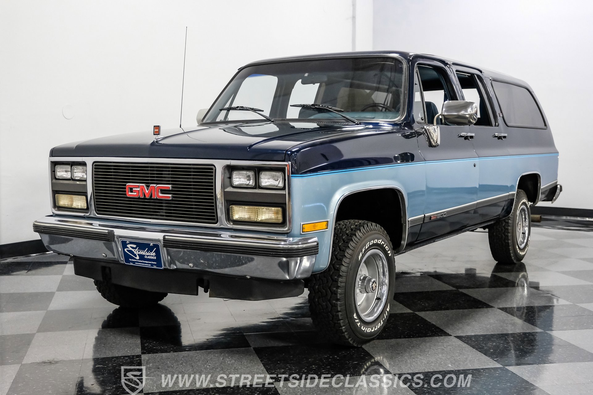 Used 1990 GMC Suburban 4WD image 18