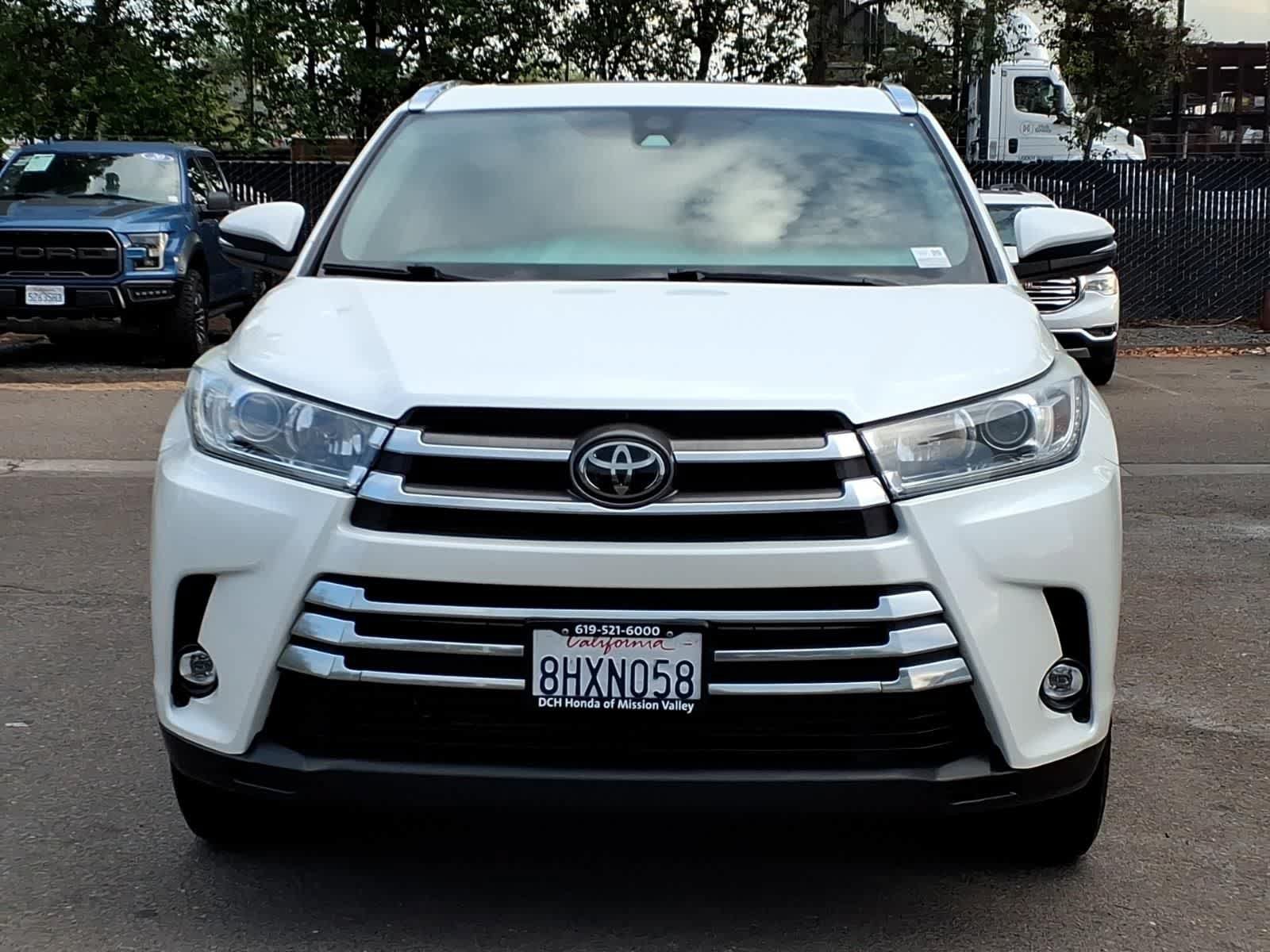Used 2019 Toyota Highlander Limited FWD video 2