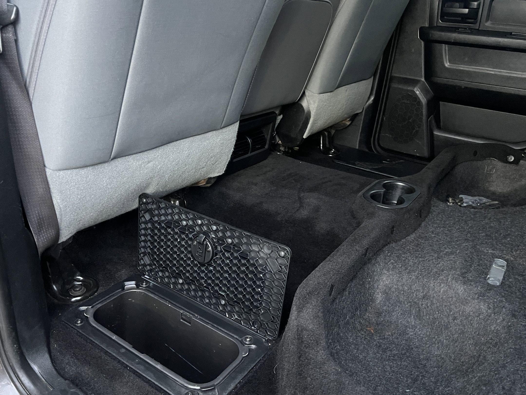 Used 2016 RAM 2500 Tradesman w/ Chrome Appearance Group image 22