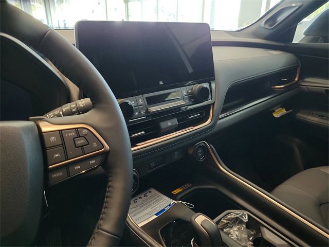 Used 2025 Toyota Grand Highlander AWD Hybrid image 11