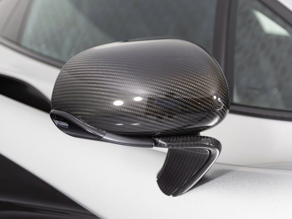 Used 2014 McLaren P1 image 56