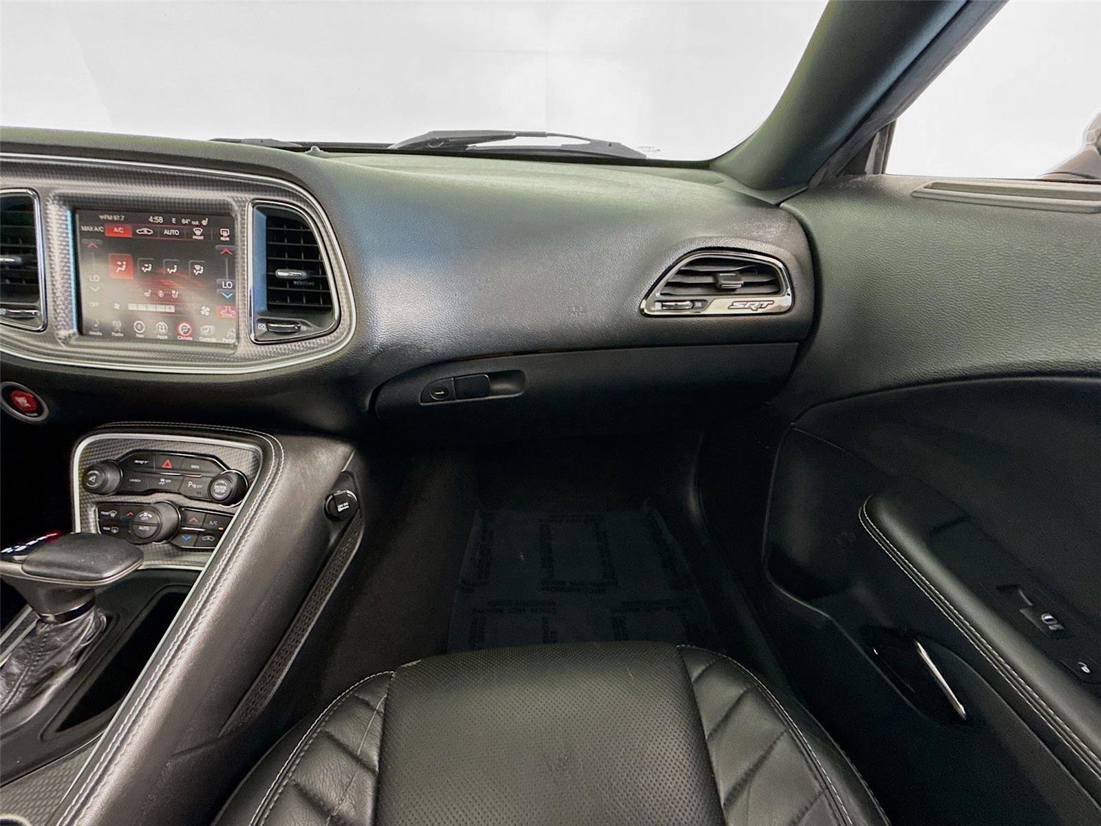 Used 2016 Dodge Challenger SRT Hellcat image 21