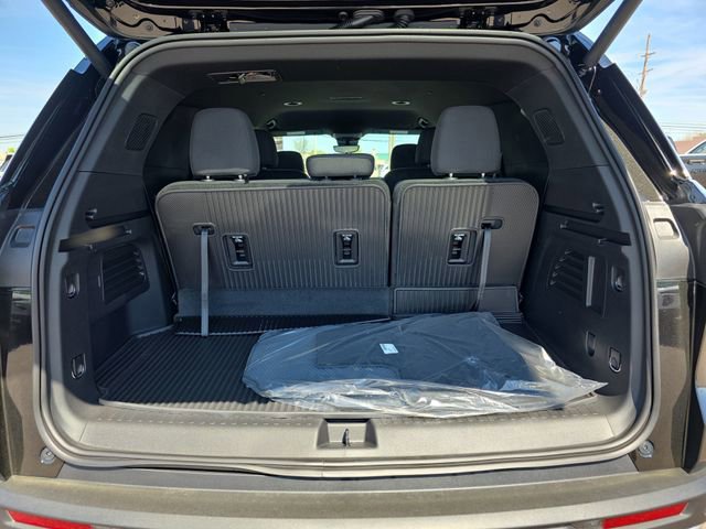New 2026 Chevrolet Traverse LT w/ Driver Confidence Package image 14