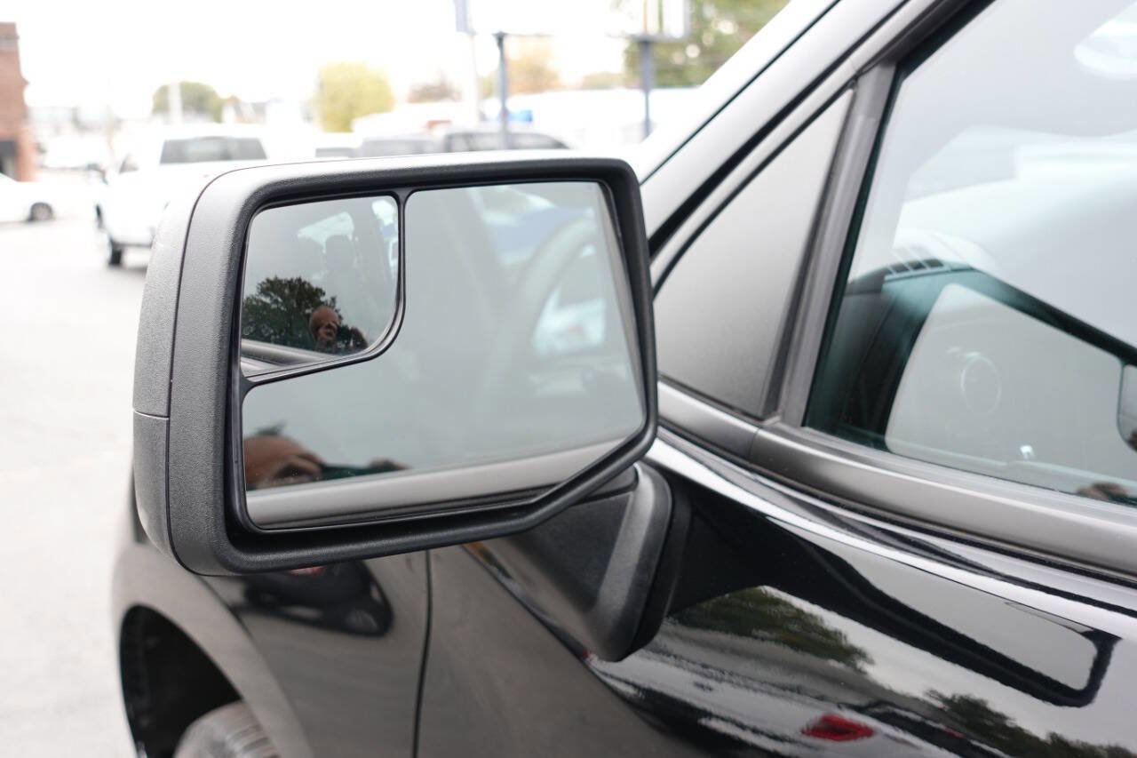 Used 2023 Chevrolet Silverado 1500 Custom image 13