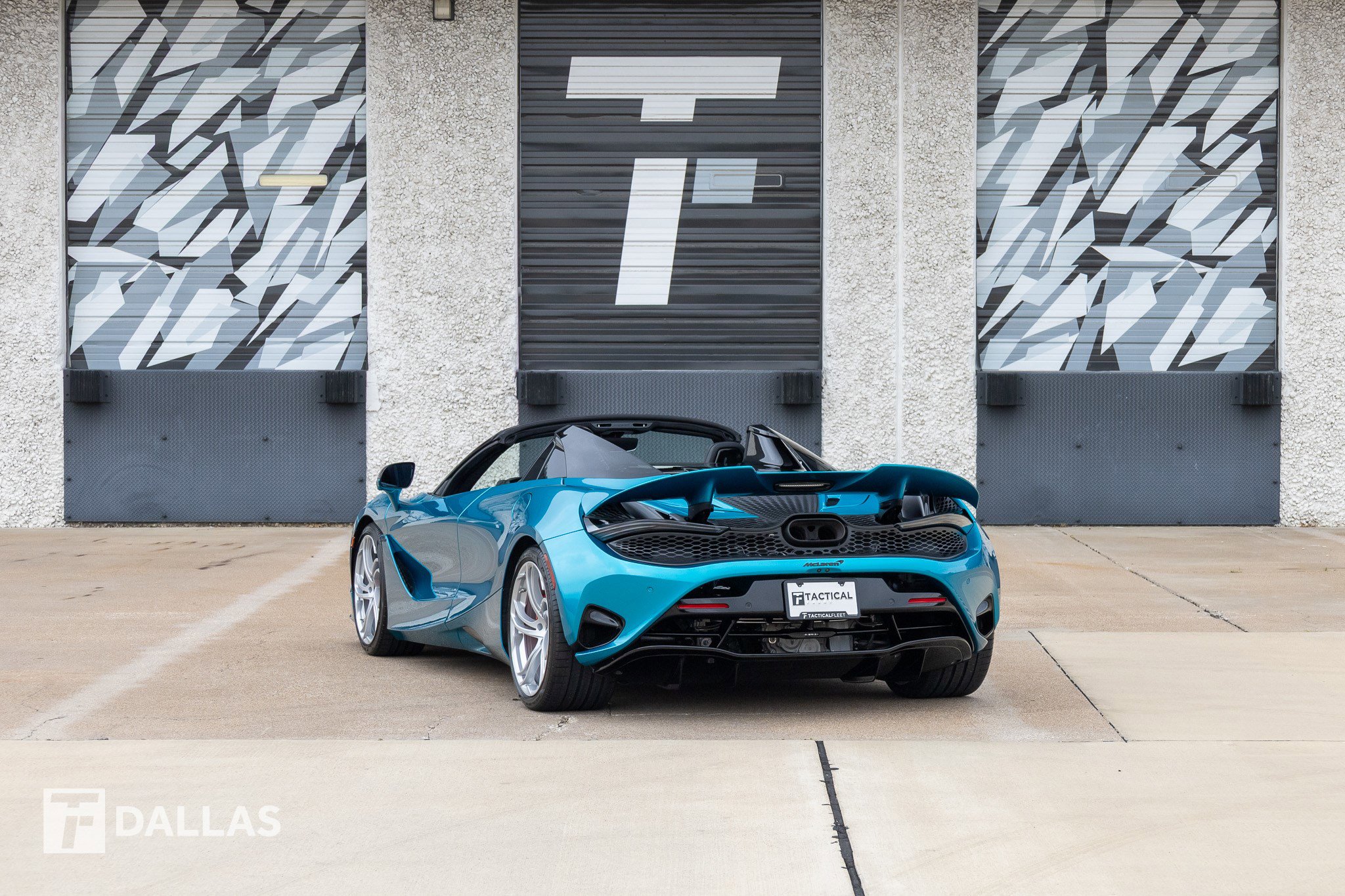 Used 2025 McLaren 750S Spider image 11