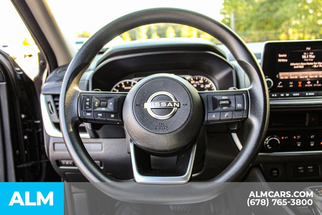 Used 2024 Nissan Rogue S FWD image 24