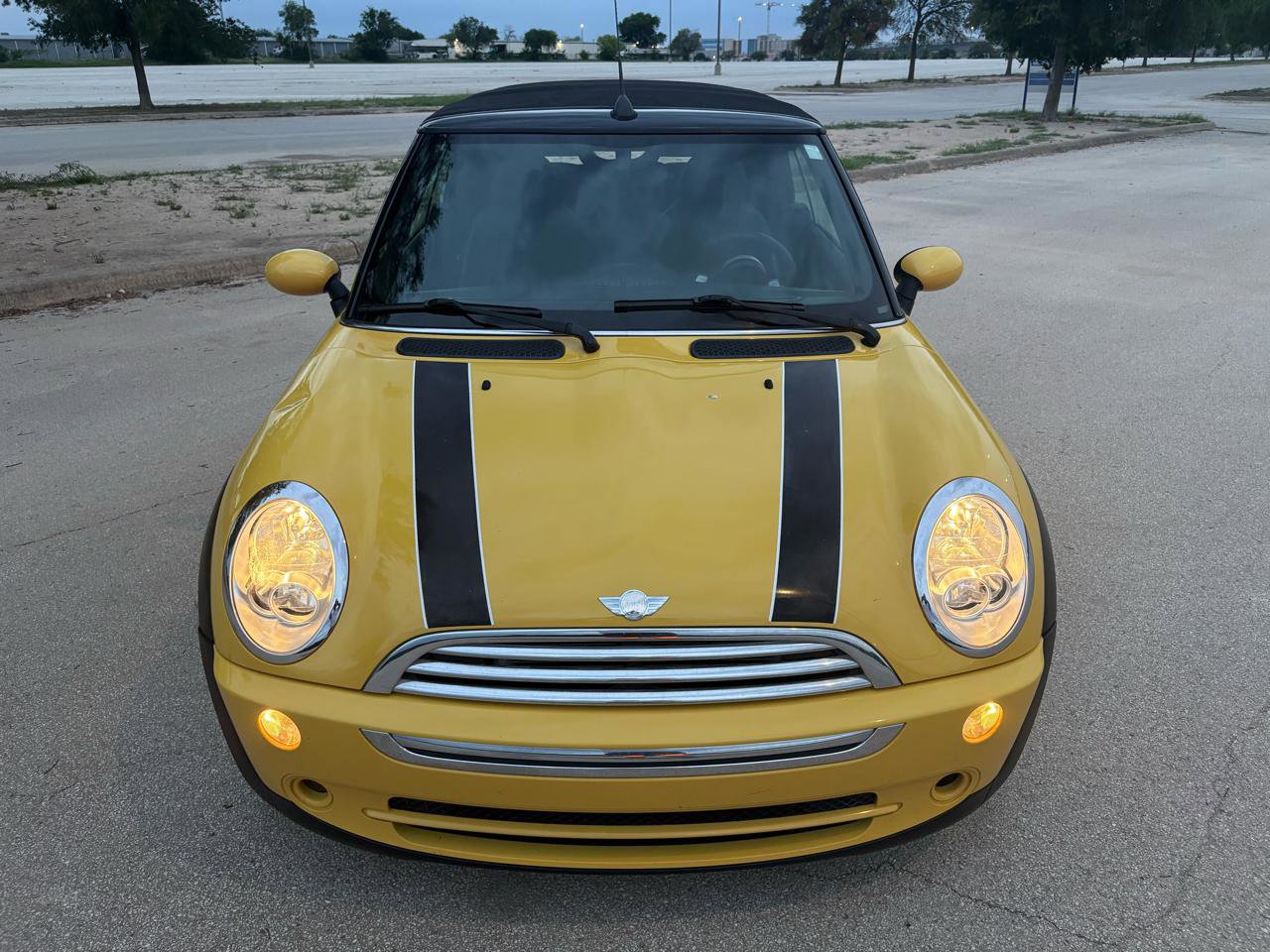Used 2008 MINI Cooper Convertible FWD image 6