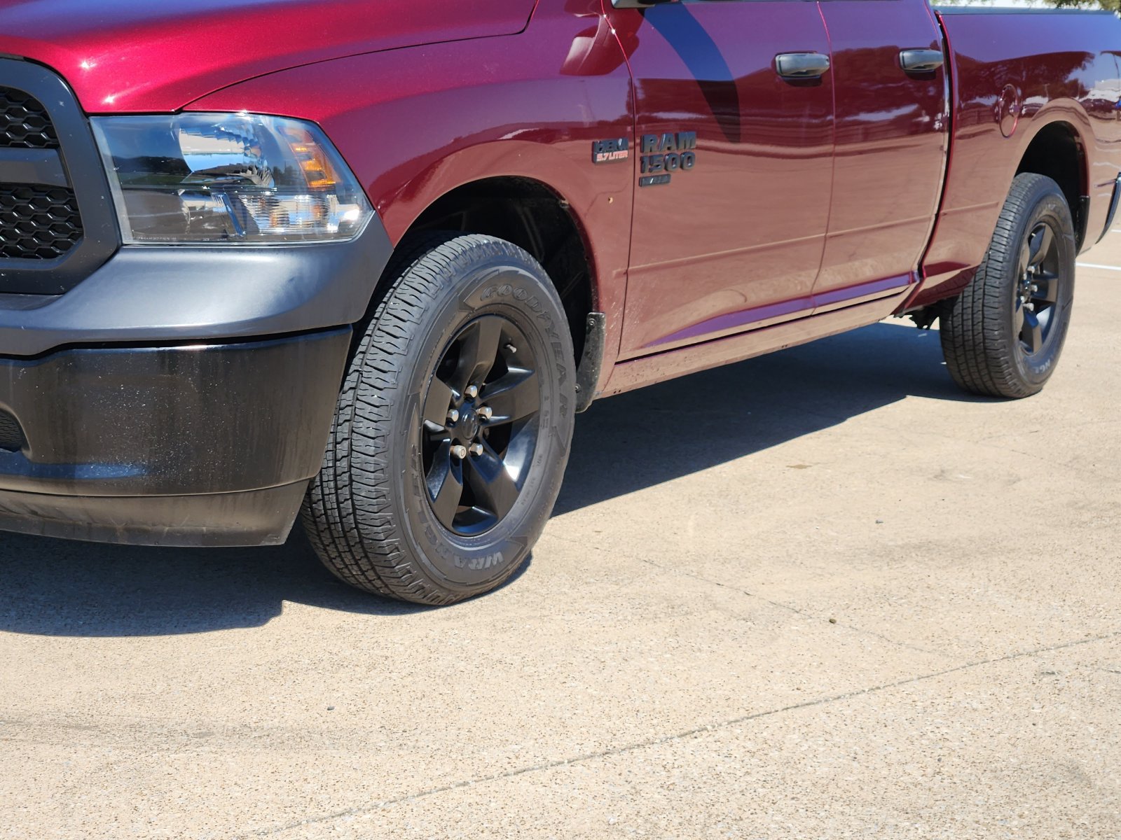 Used 2022 RAM 1500 Tradesman w/ Electronics Group RWD image 9