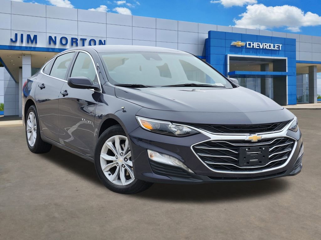 Used 2025 Chevrolet Malibu LT image 1