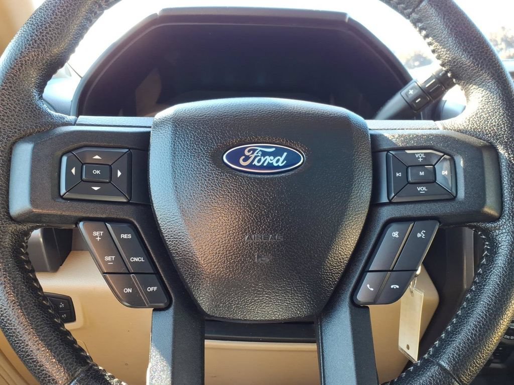 Used 2016 Ford F150 XLT w/ Equipment Group 302A Luxury AWD/4WD image 20