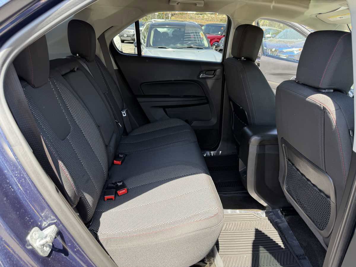 Used 2017 Chevrolet Equinox LT image 21