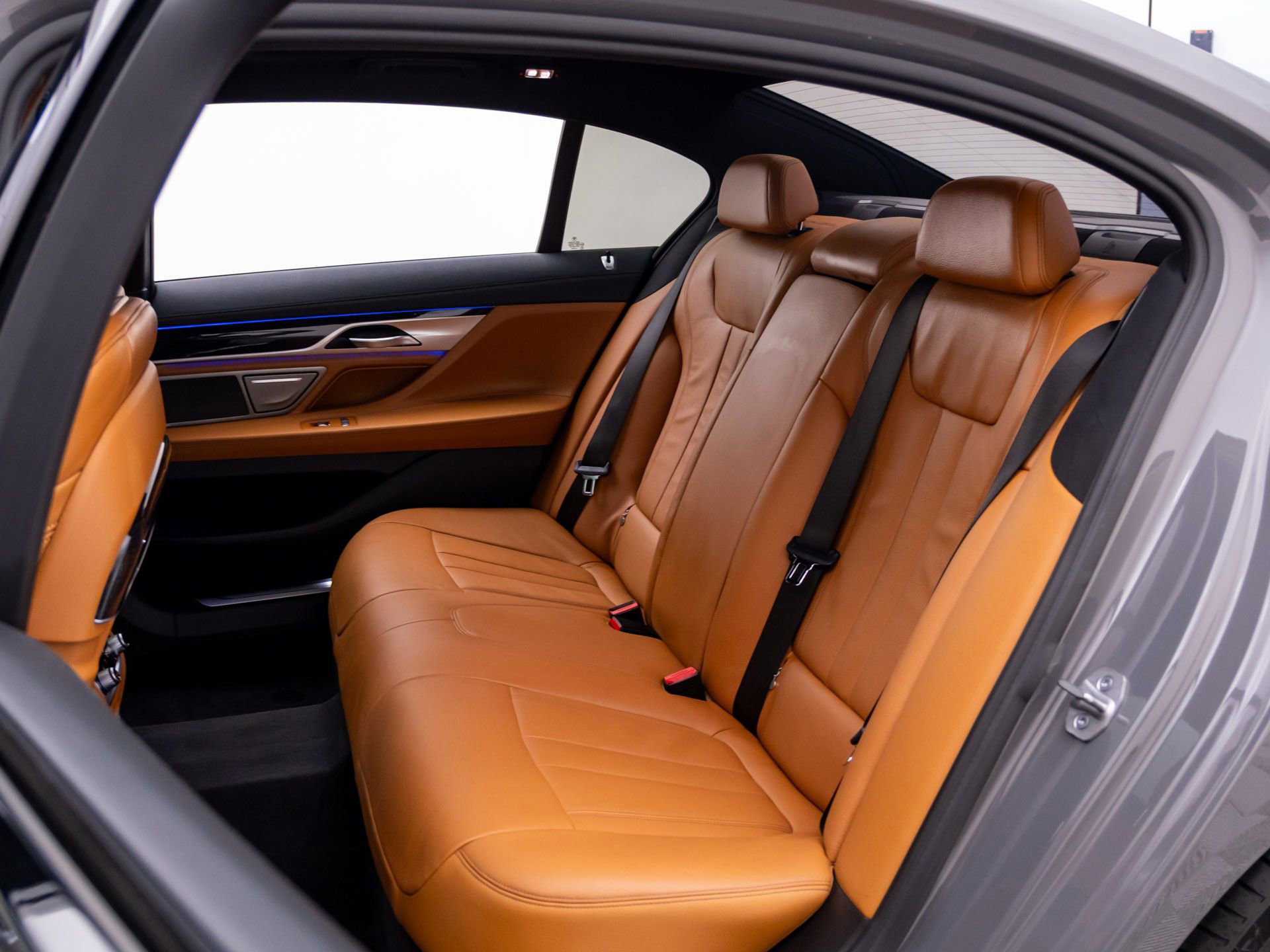 Used 2022 BMW 740i xDrive w/ M Sport Package AWD/4WD image 19