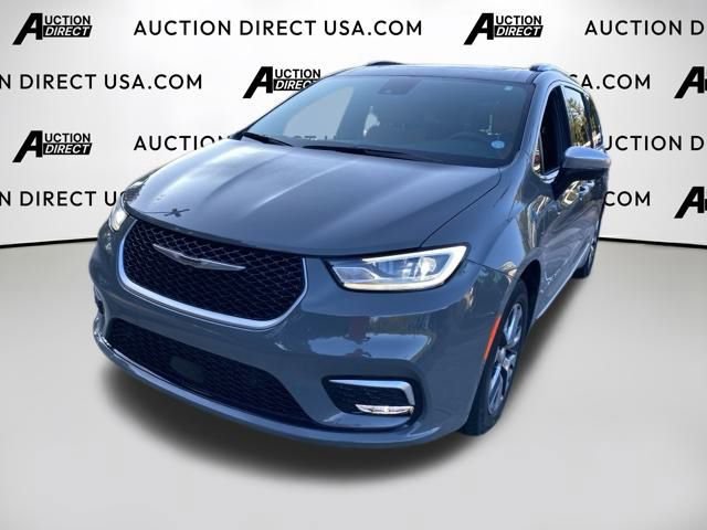 Used 2023 Chrysler Pacifica Pinnacle image 6
