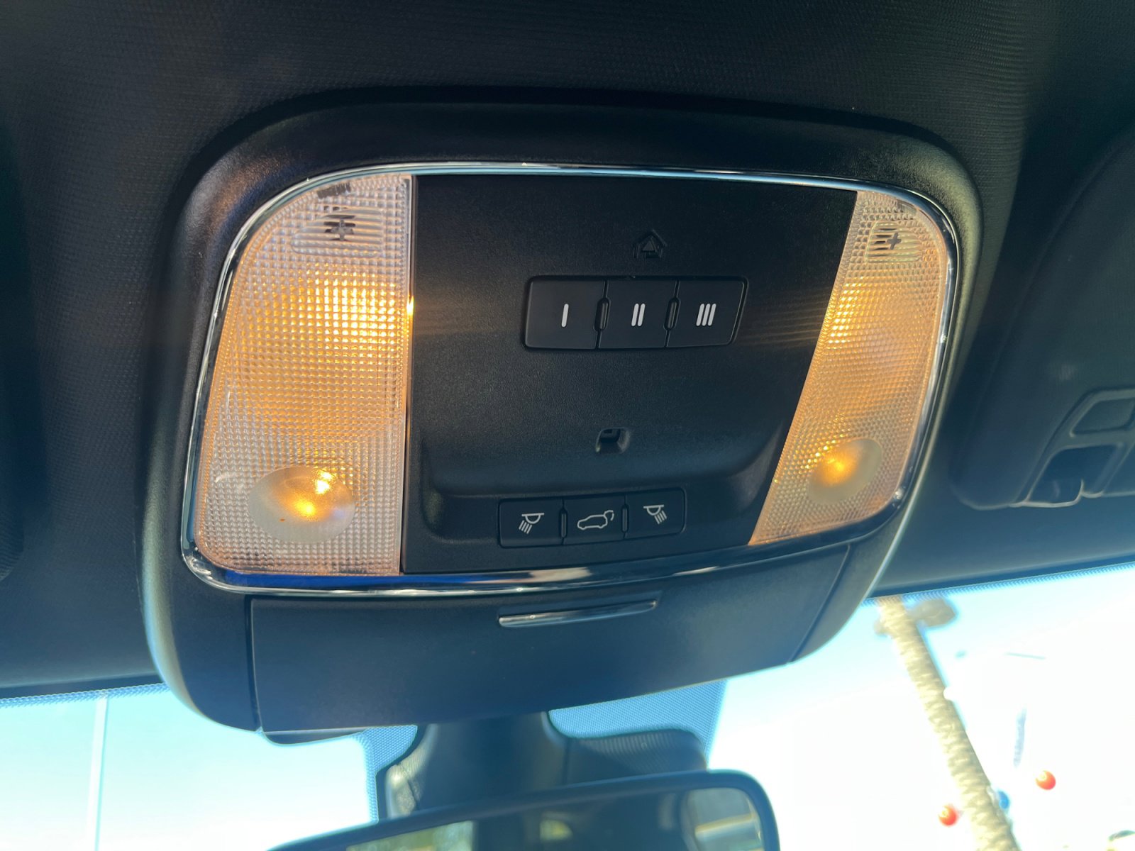 Used 2021 Jeep Grand Cherokee Laredo X image 34