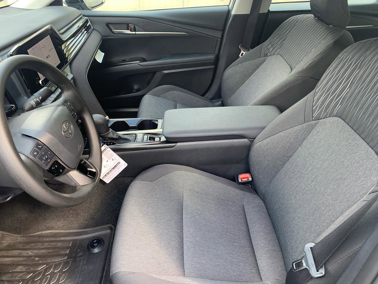 Used 2026 Toyota Camry LE FWD image 9