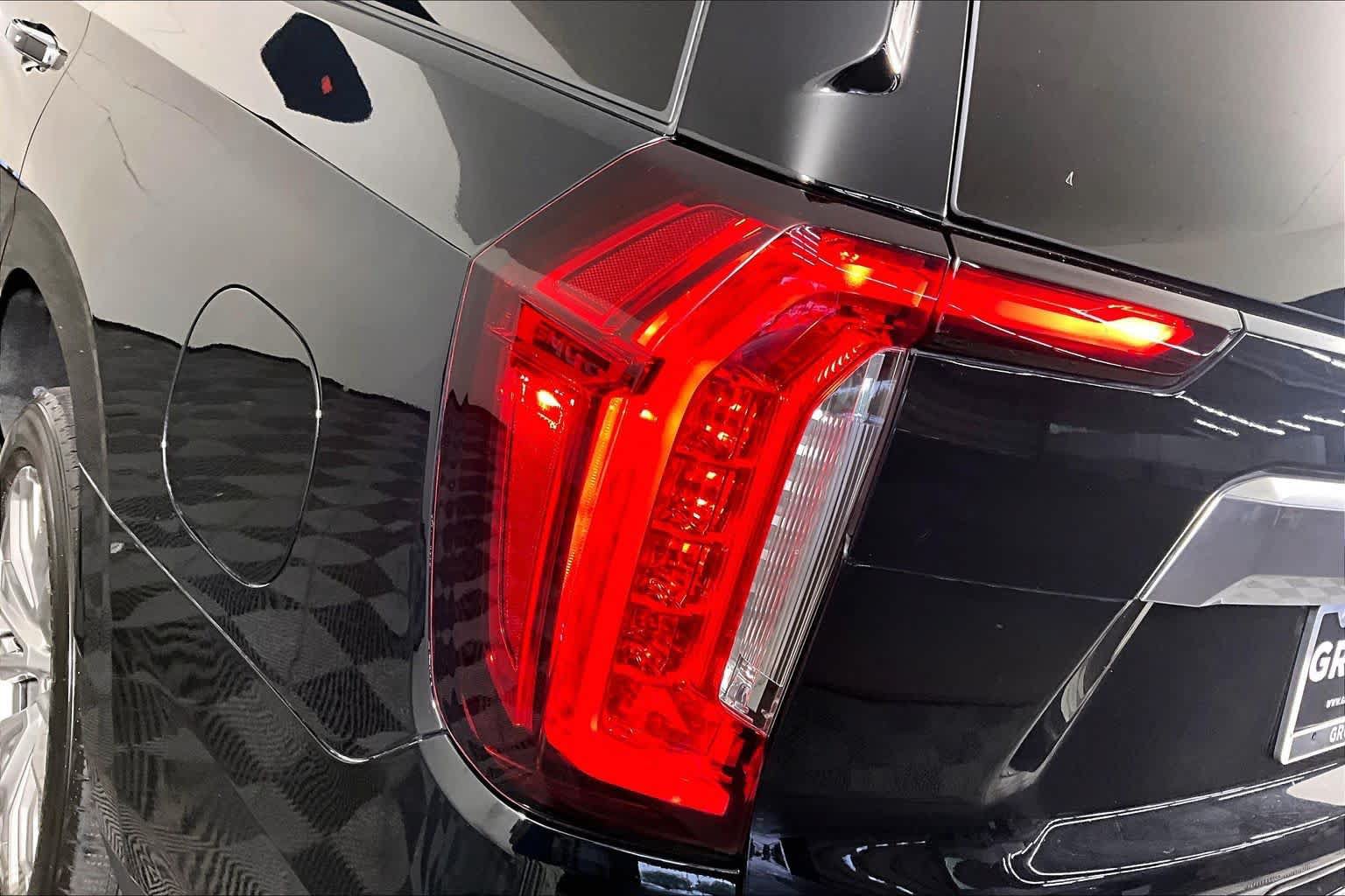 Used 2022 GMC Yukon Denali AWD/4WD image 26