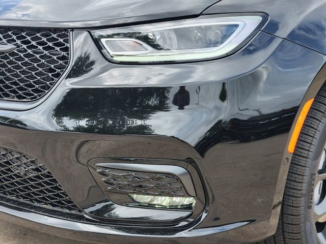 New 2026 Chrysler Pacifica Select AWD/4WD image 5