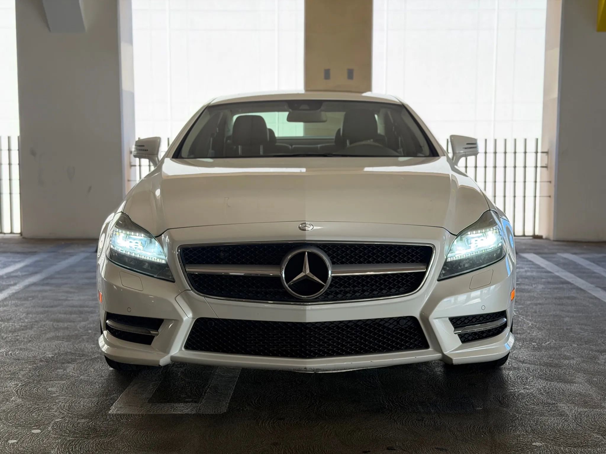 Used 2014 Mercedes-Benz CLS 550 4MATIC w/ Premium 1 Package image 8